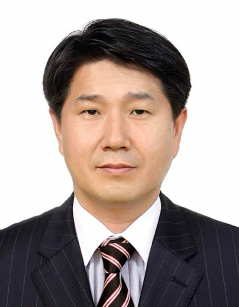 Mr. Yong Geun Choi, President of LG Electronics Gulf