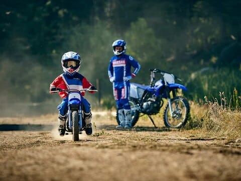 How do you start a kids dirt bike? How do you teach motocross?
